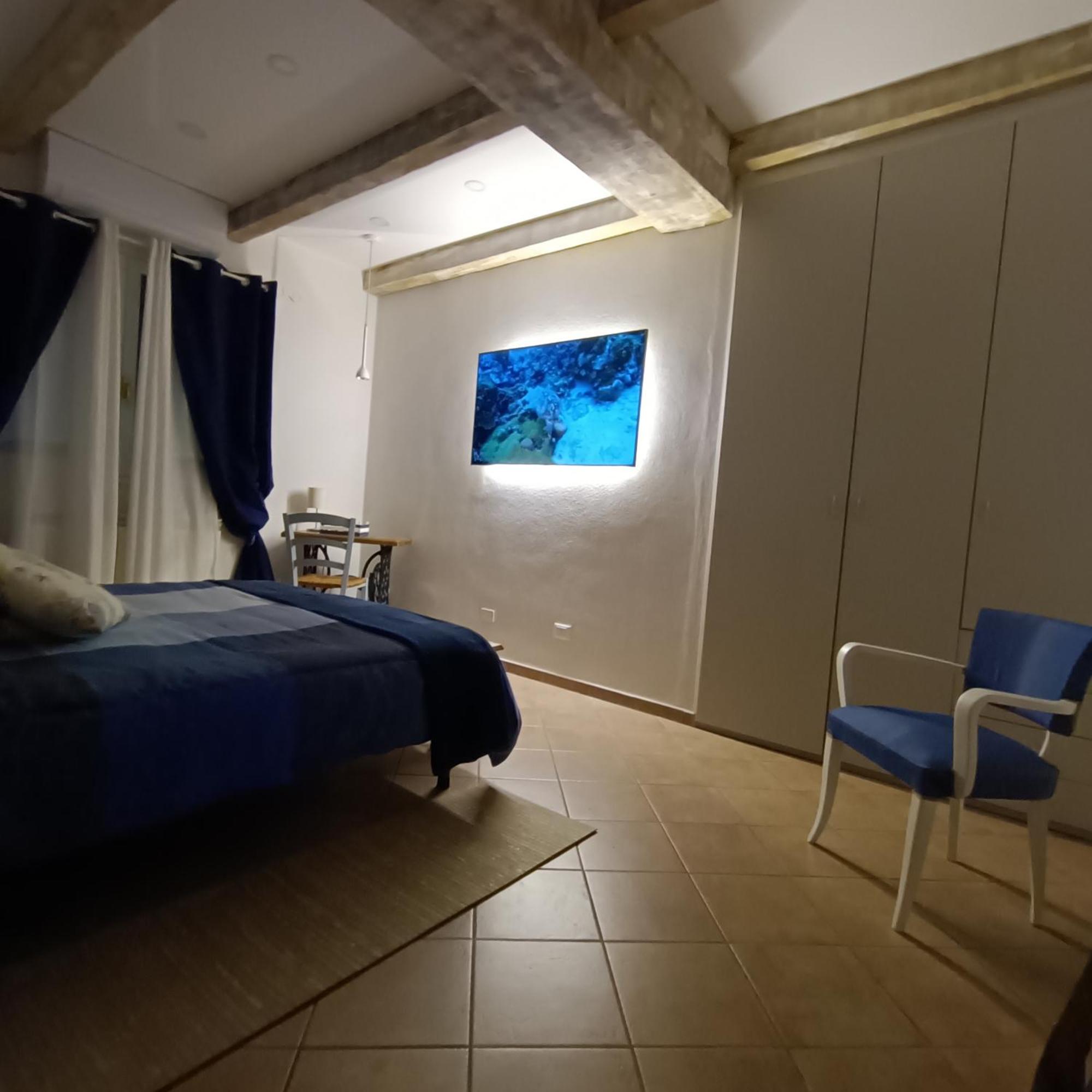 Chez Luis Apartment Imperia Bilik gambar